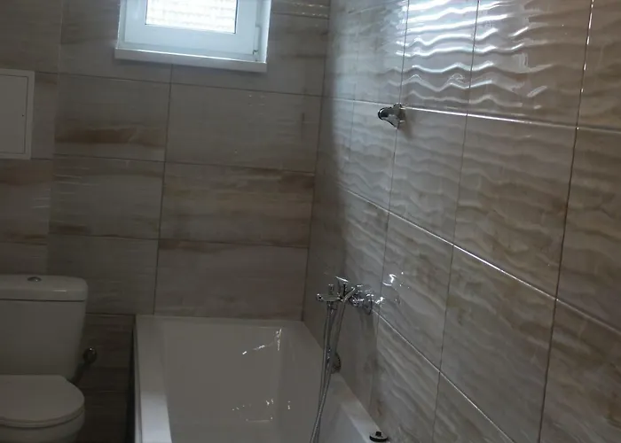 Chio 3* Važec